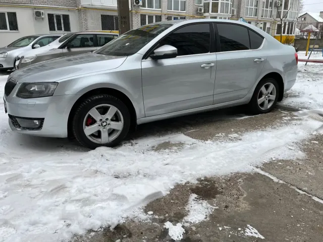 Skoda Octavia - фото 4