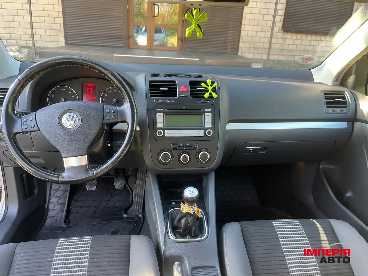 Volkswagen Golf - фото 1