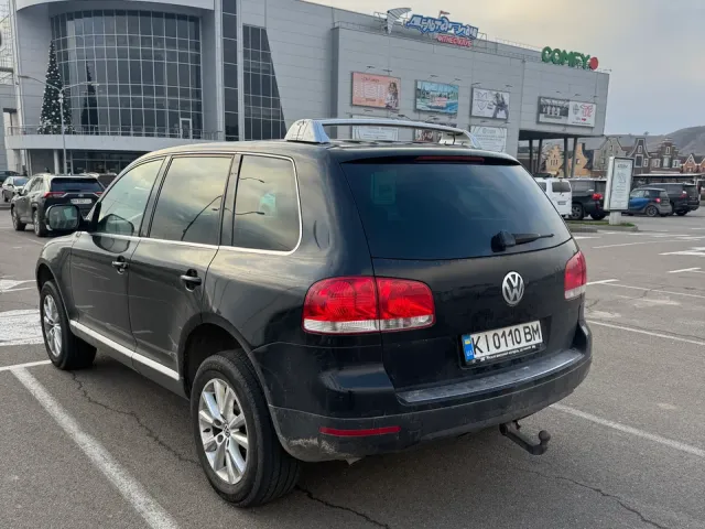 Volkswagen Touareg - фото 4