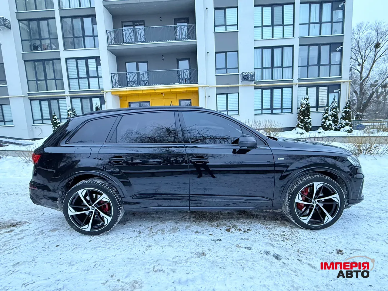 Audi Q7 - фото 7