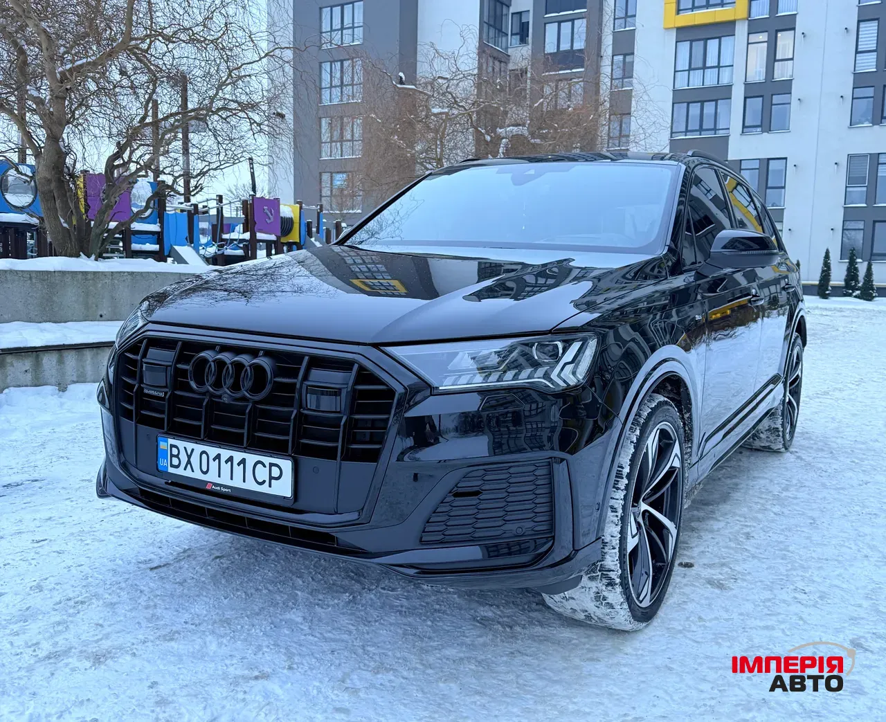 Audi Q7 - фото 1