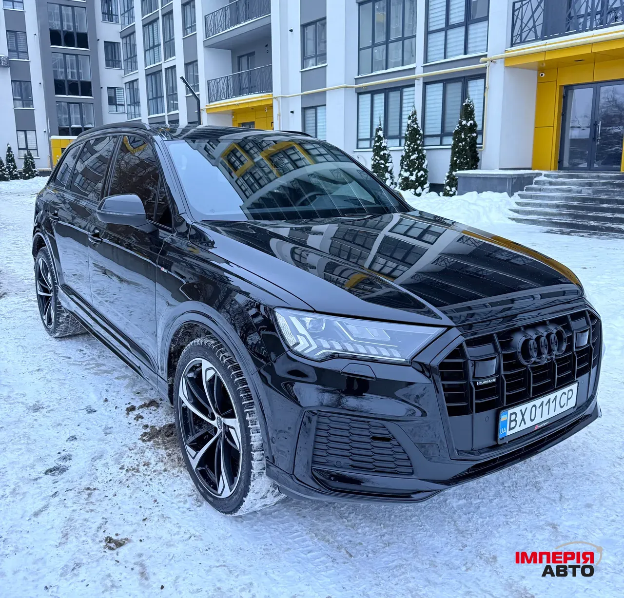 Audi Q7 - фото 8