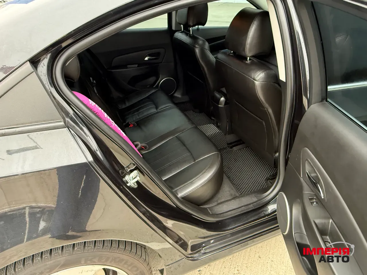 Chevrolet Cruze - фото 8