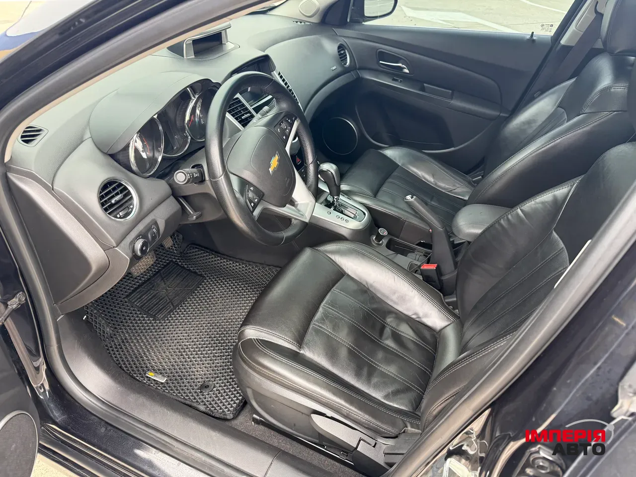 Chevrolet Cruze - фото 7