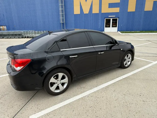 Chevrolet Cruze - фото 4