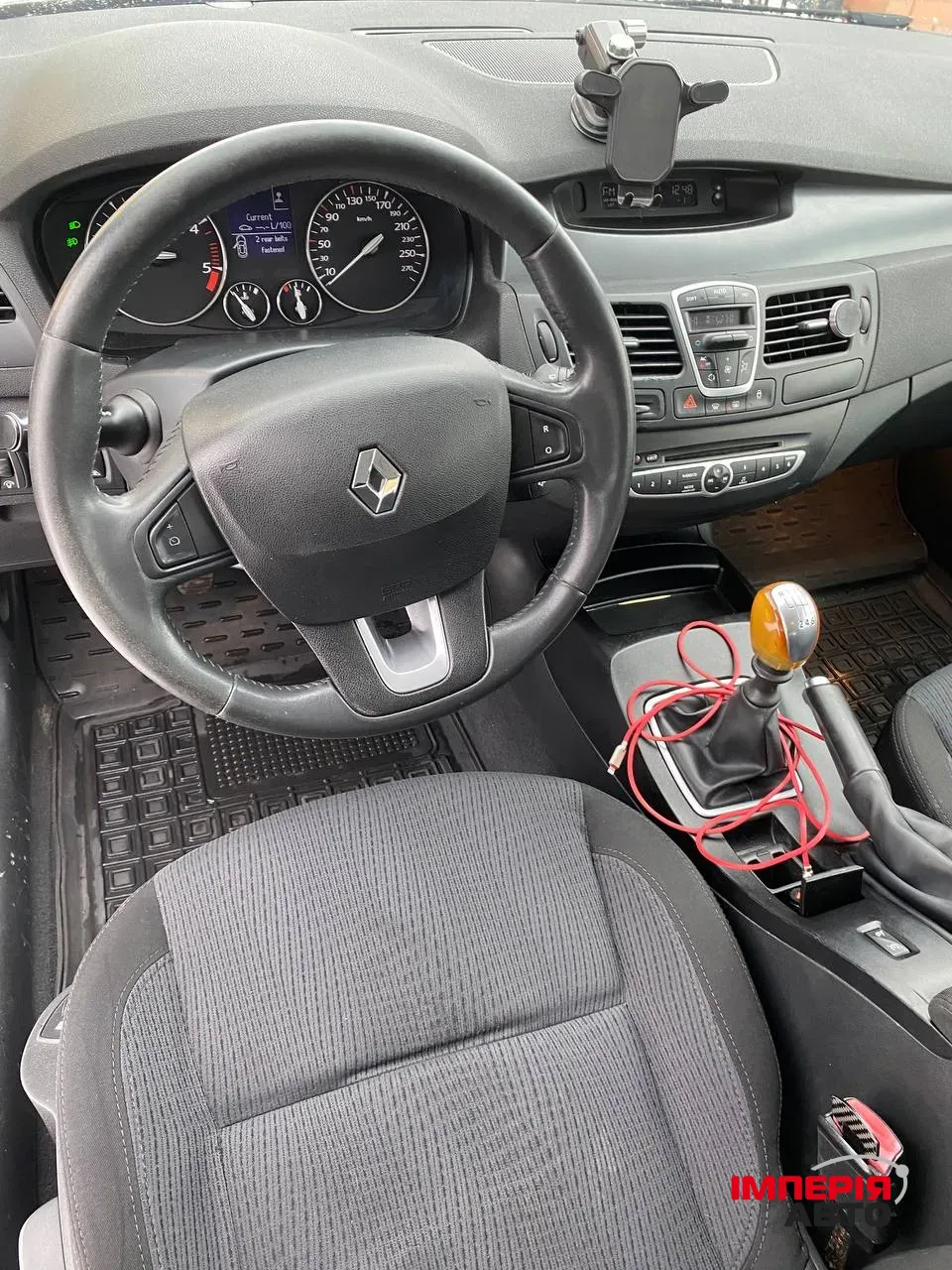 Renault Laguna - фото 9