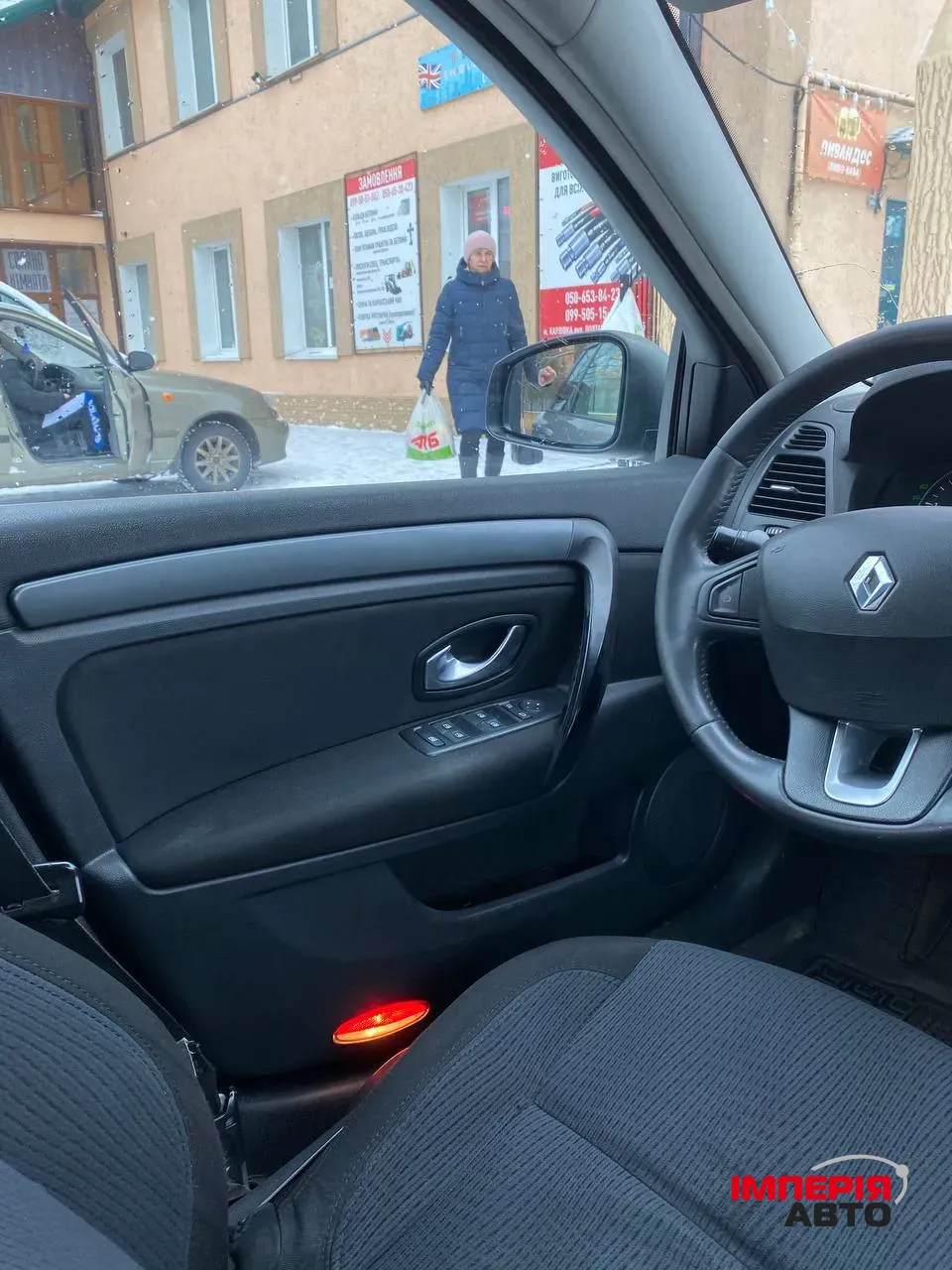 Renault Laguna - фото 16