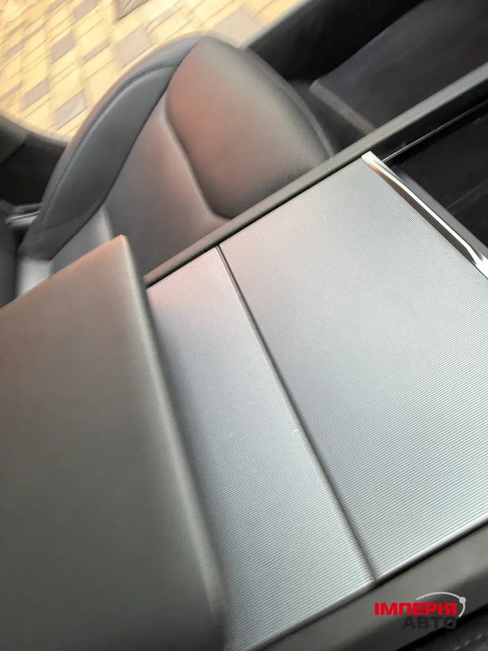 Tesla Model 3 - фото 11