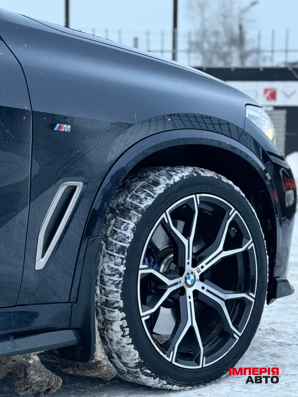 BMW X5 - фото 17