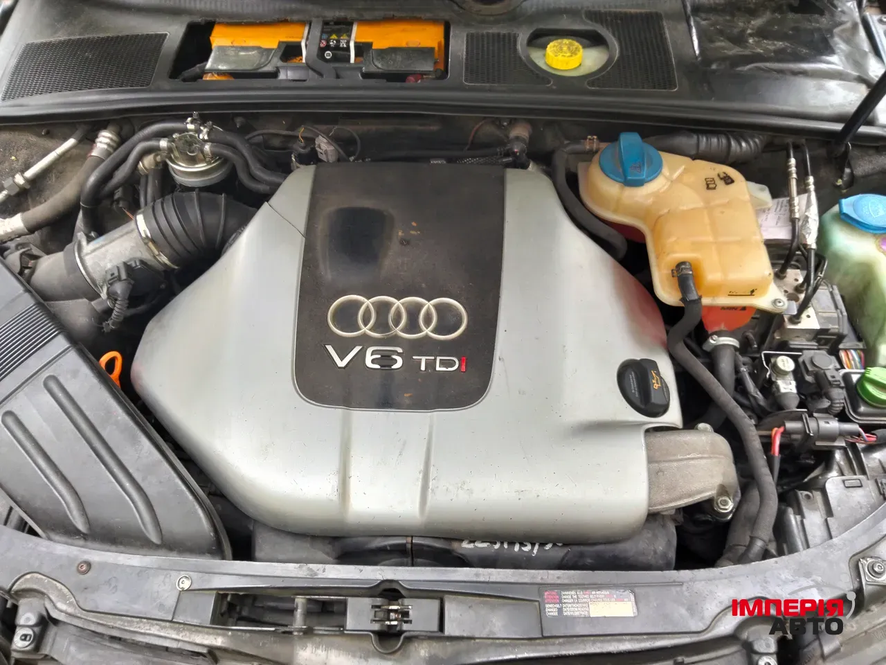Audi A4 - фото 6