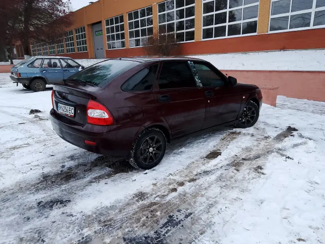 Lada (ВАЗ) Priora - фото 4
