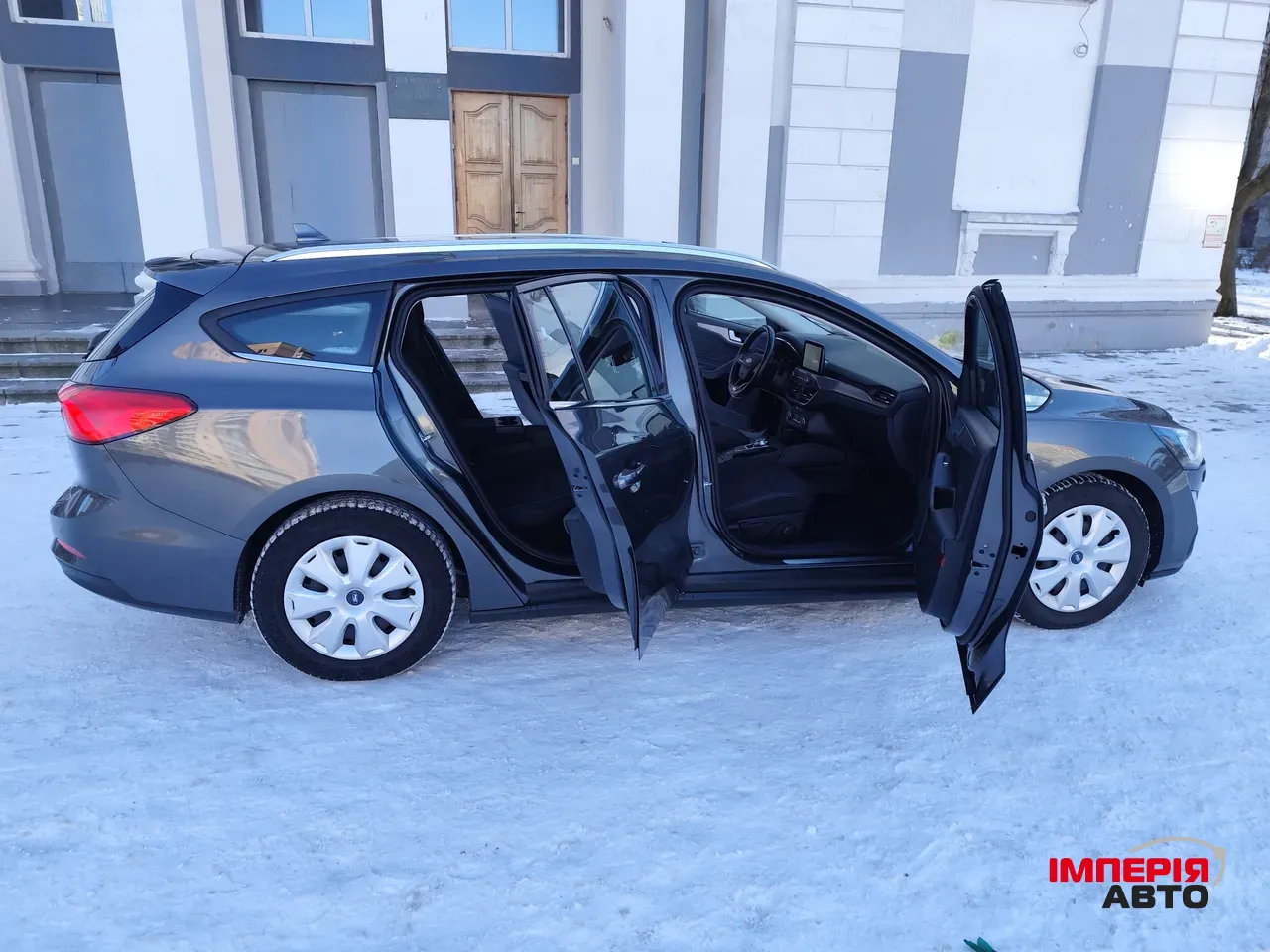 Ford Focus - фото 13