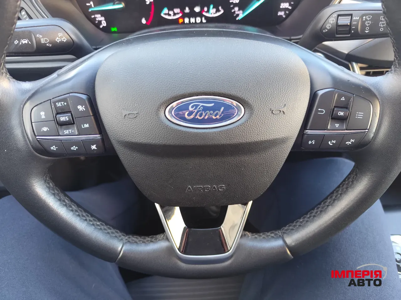 Ford Focus - фото 19