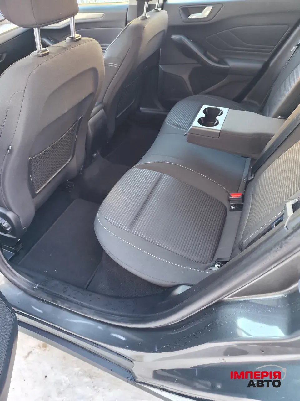 Ford Focus - фото 10