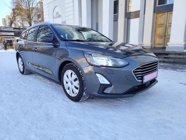 Ford Focus - фото 2