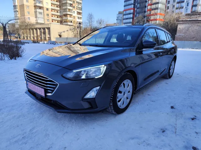 Ford Focus - фото 1