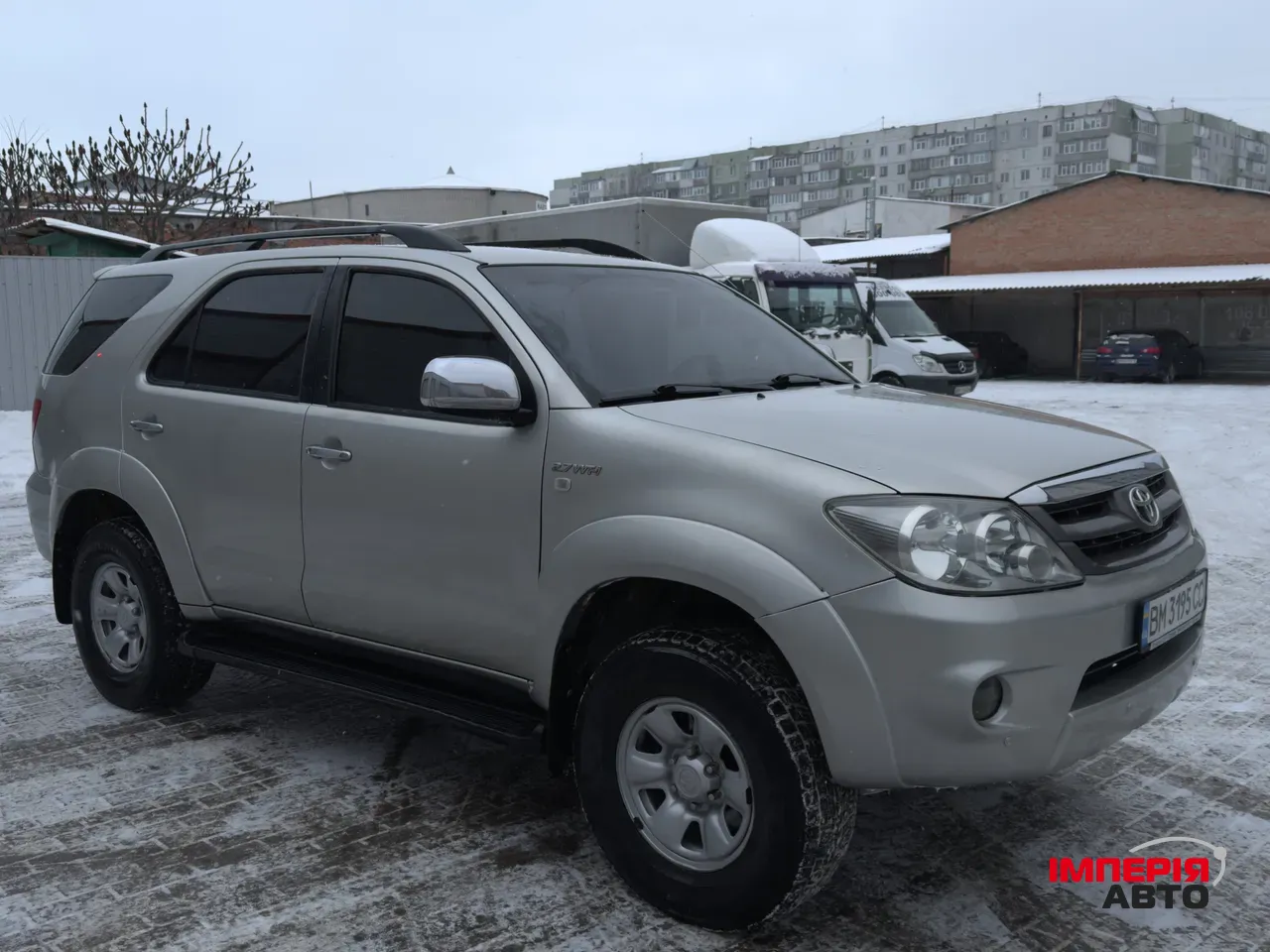 Toyota Fortuner - фото 5