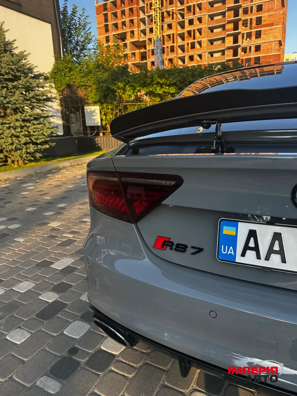 Audi RS 7 - фото 8