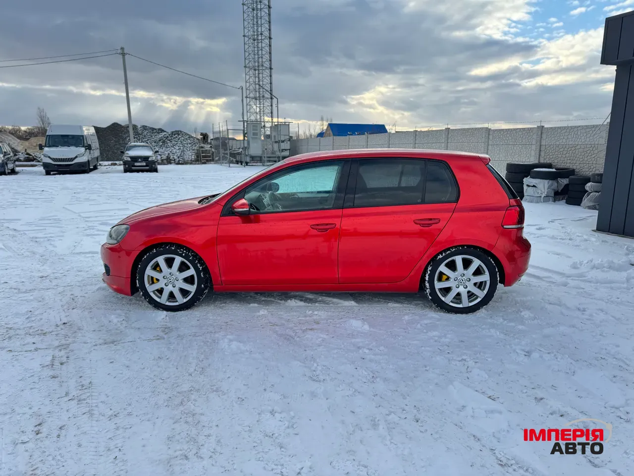 Volkswagen Golf - фото 8