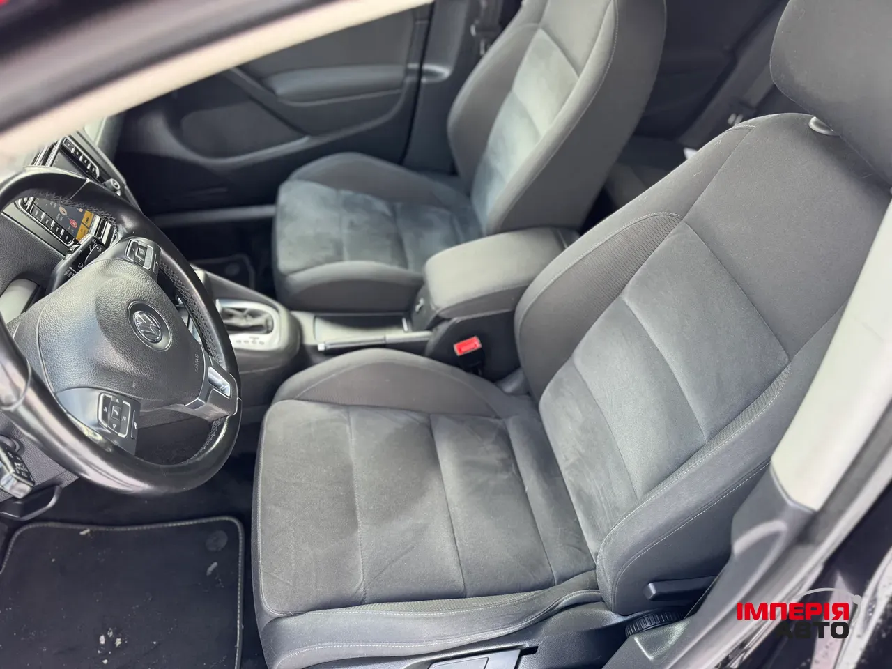 Volkswagen Golf - фото 17