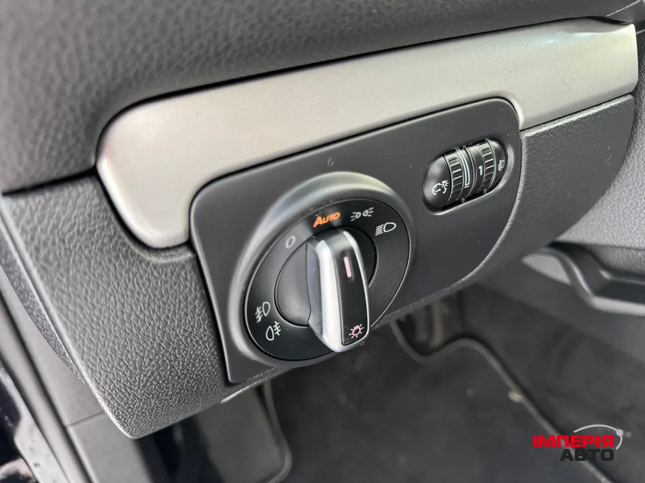 Volkswagen Golf - фото 15