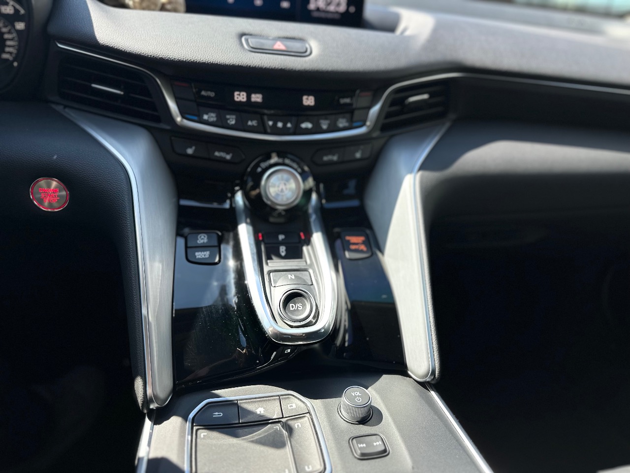 Acura TLX - фото 22