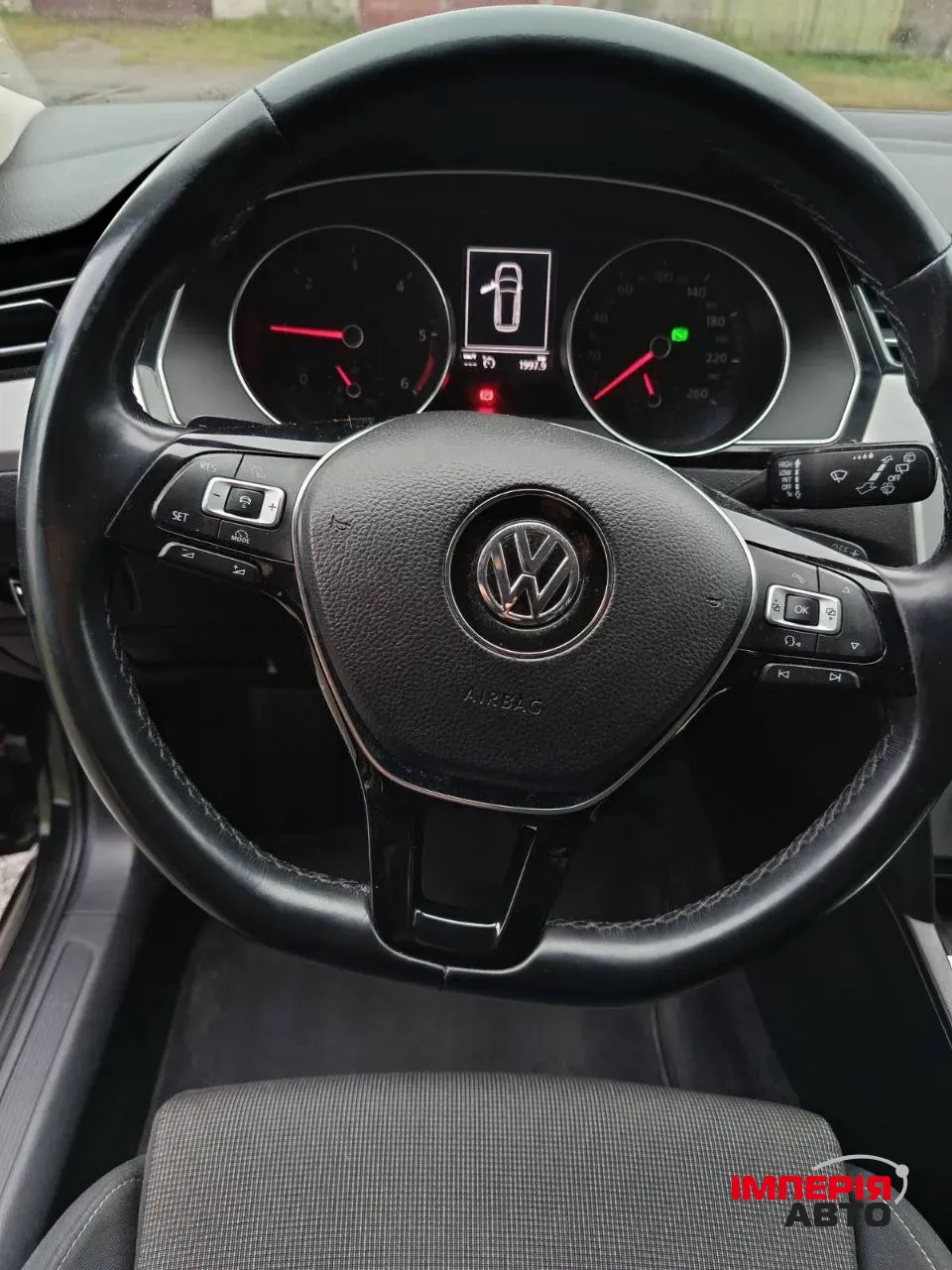 Volkswagen Passat - фото 7