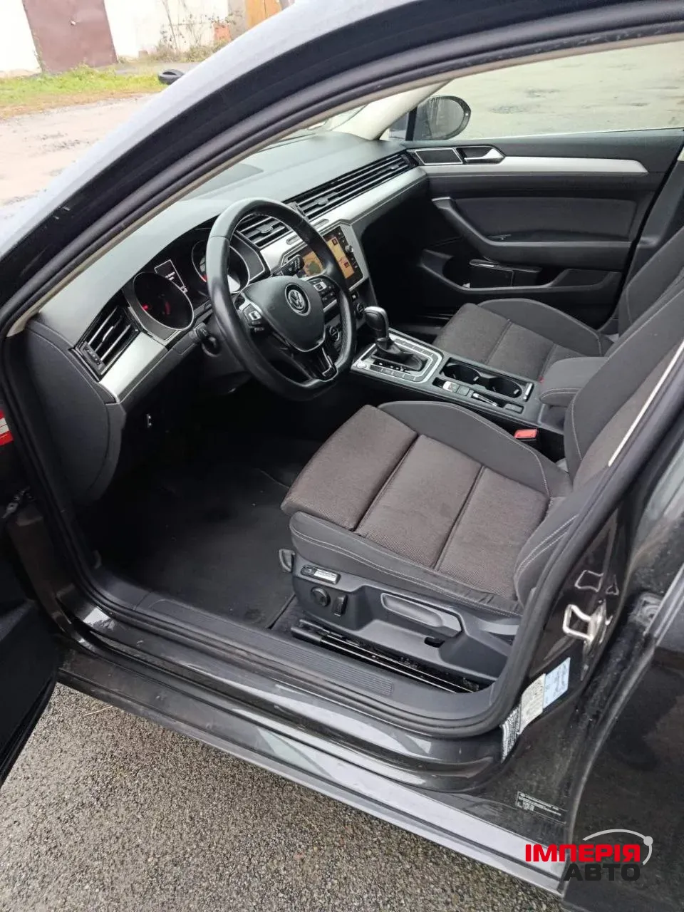 Volkswagen Passat - фото 8