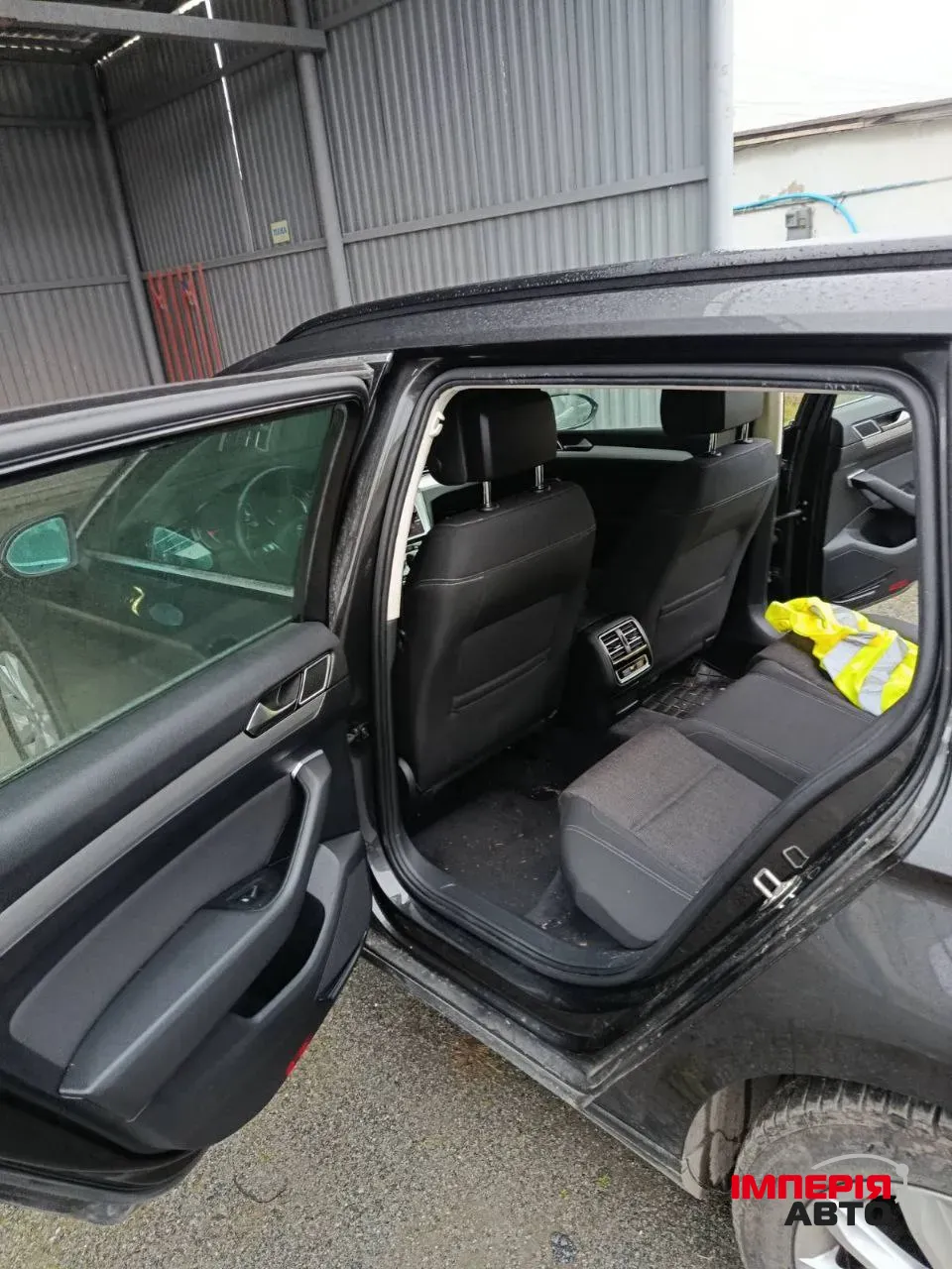 Volkswagen Passat - фото 12