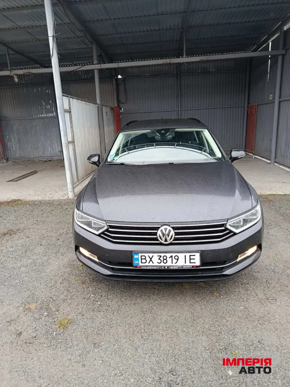 Volkswagen Passat - фото 1