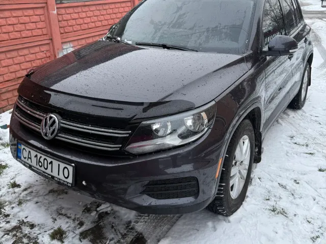 Volkswagen Tiguan - фото 1