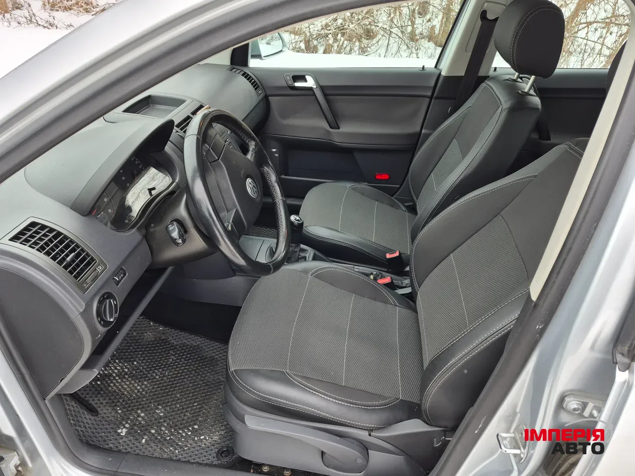 Volkswagen Polo - фото 13