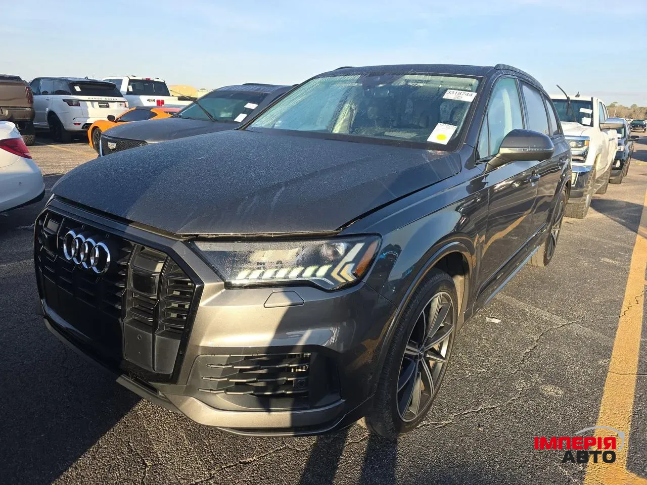 Audi Q7 - фото 1