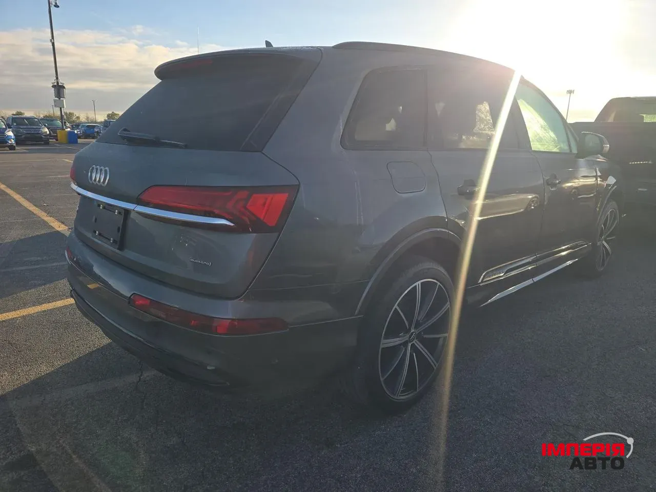 Audi Q7 - фото 3