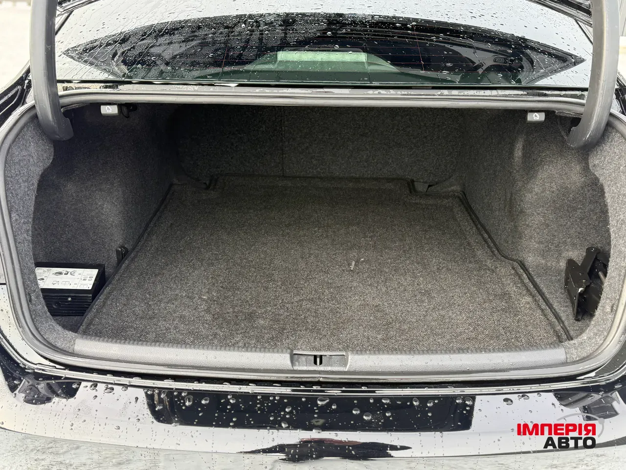 Volkswagen Passat - фото 7