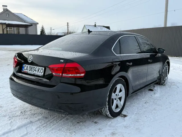 Volkswagen Passat - фото 3