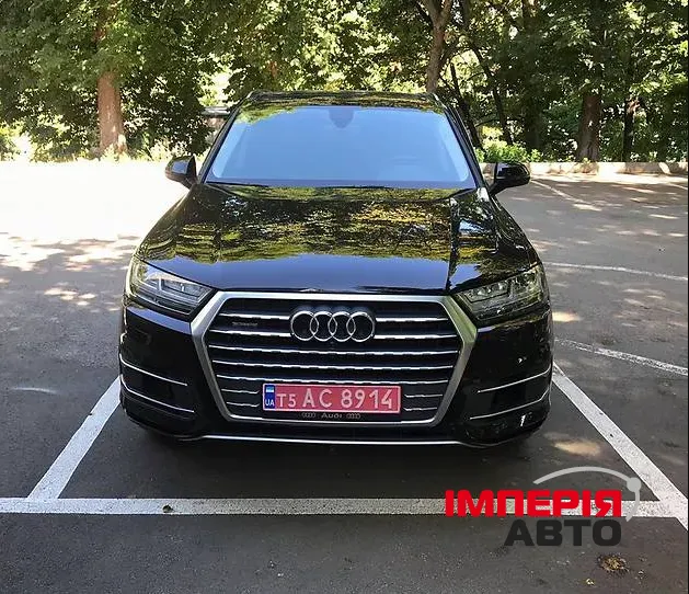 Audi Q7 - фото 2