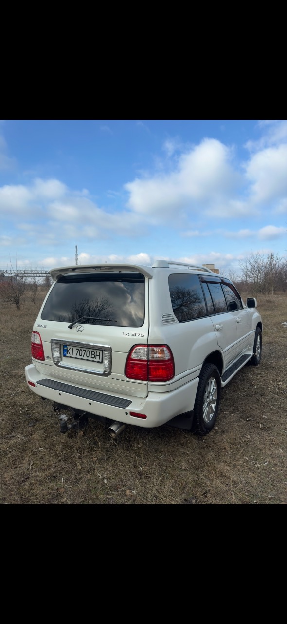 Lexus LX - фото 8