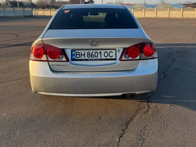Honda Civic - фото 4