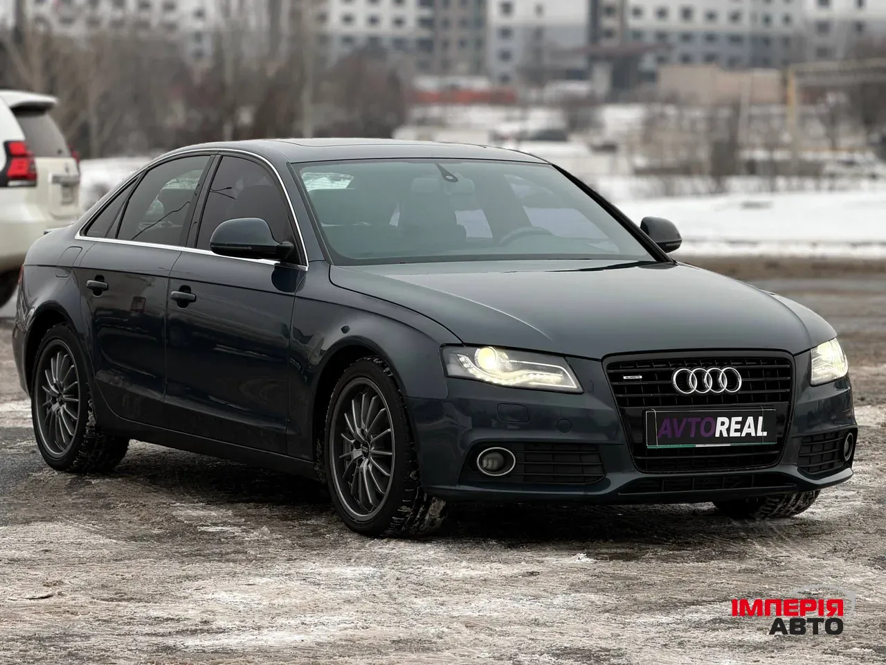 Audi A4 - фото 7