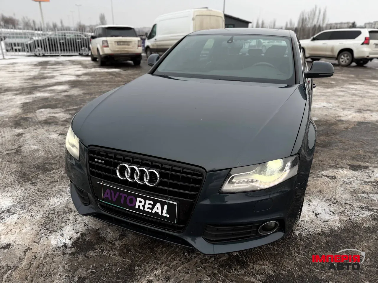 Audi A4 - фото 9