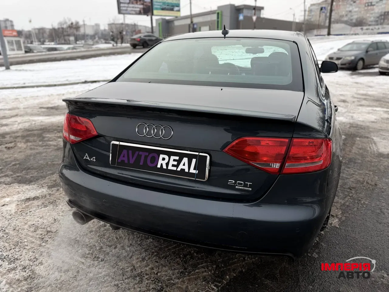 Audi A4 - фото 22