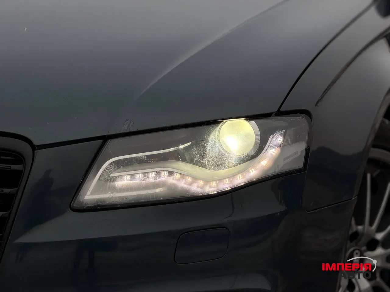 Audi A4 - фото 4