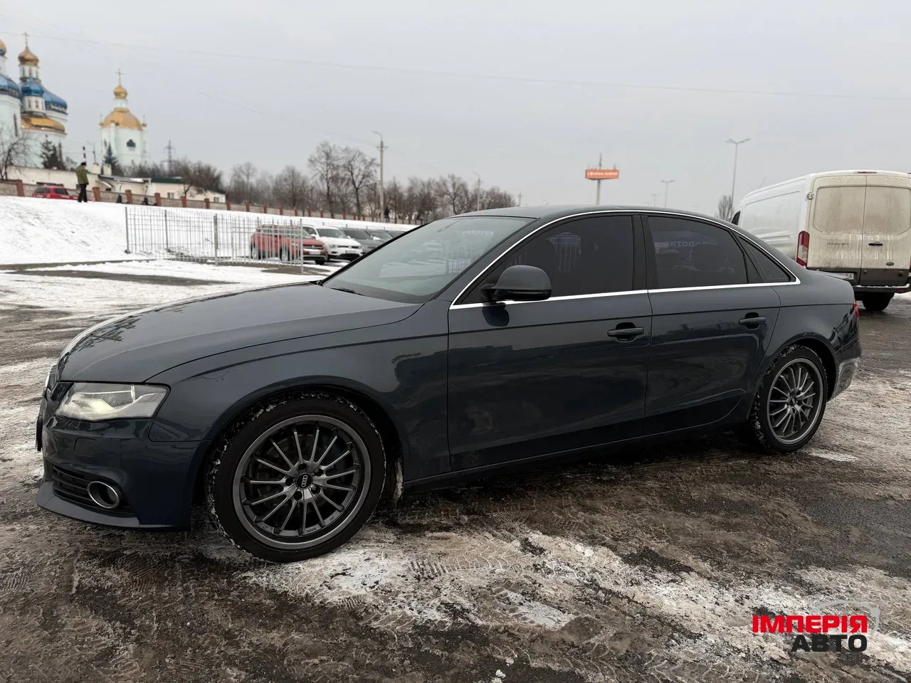 Audi A4 - фото 11