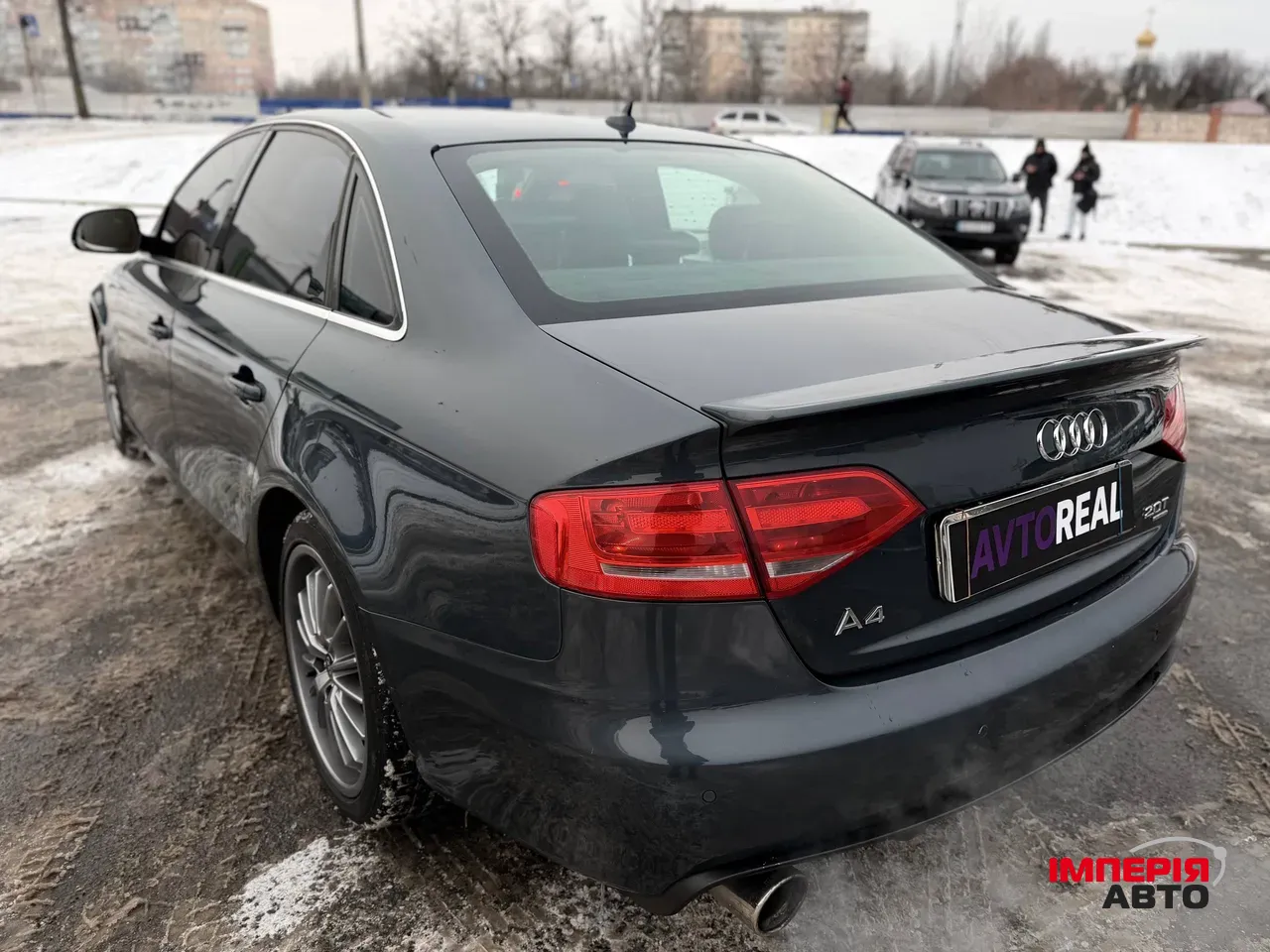 Audi A4 - фото 26