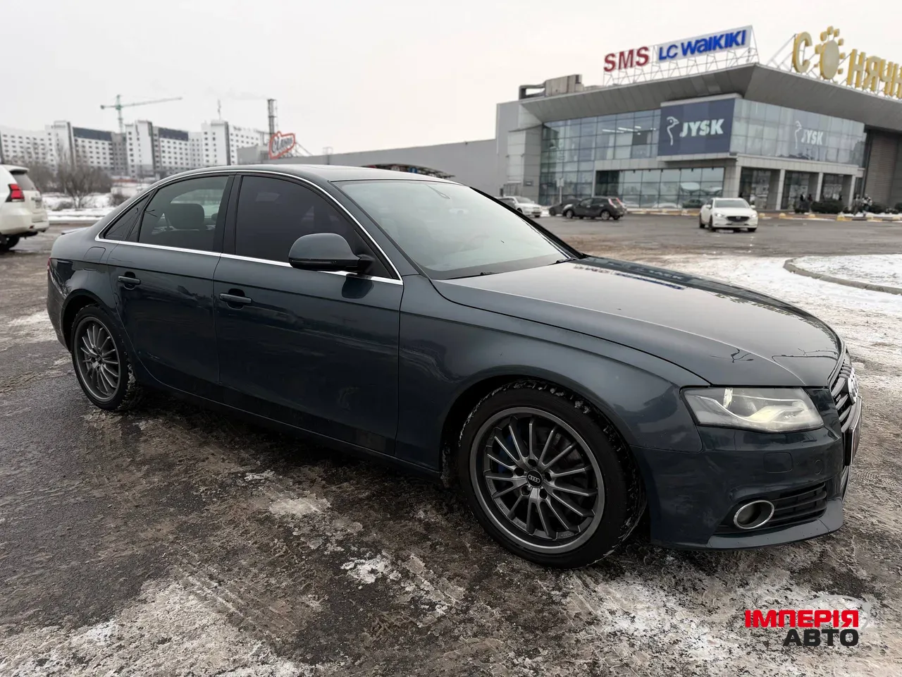 Audi A4 - фото 12