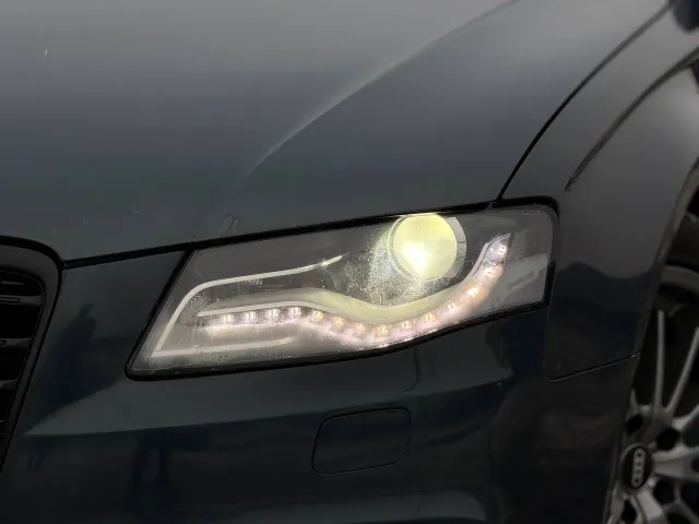 Audi A4 - фото 4