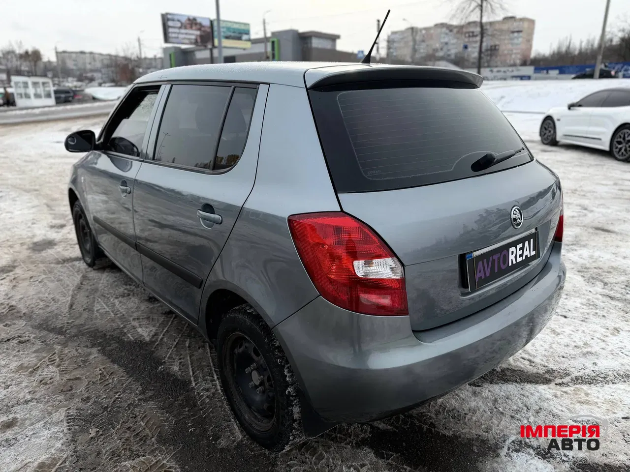 Skoda Fabia - фото 24