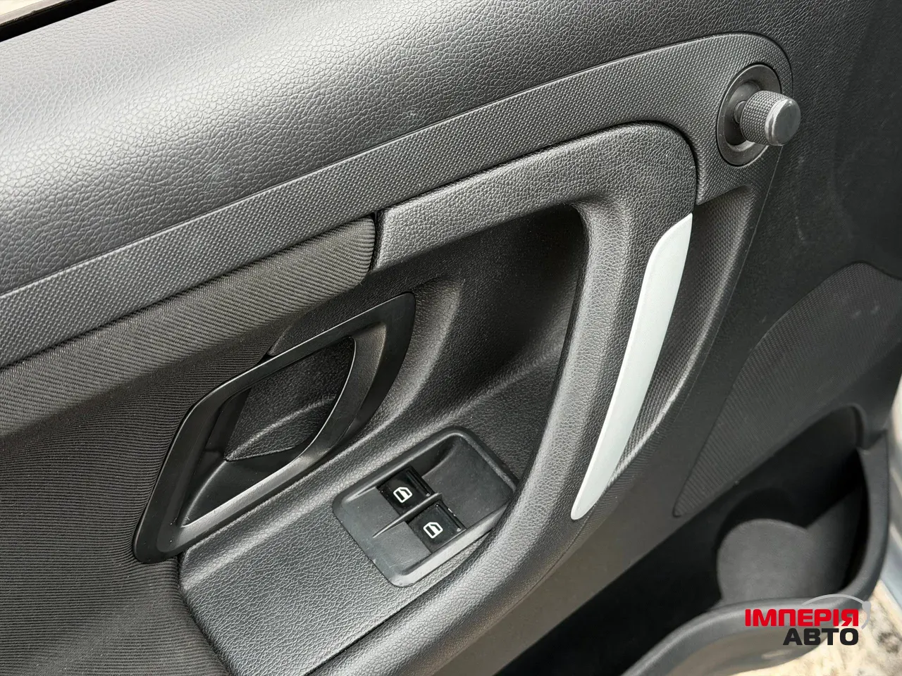 Skoda Fabia - фото 35