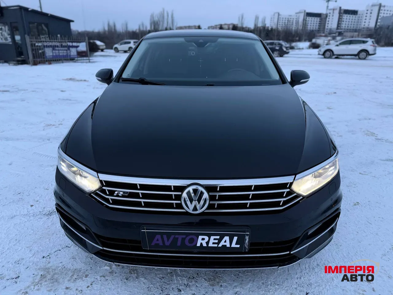 Volkswagen Passat - фото 14